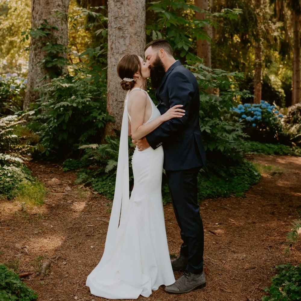 NWT cathedral length Jane Rhyan custom updo veil